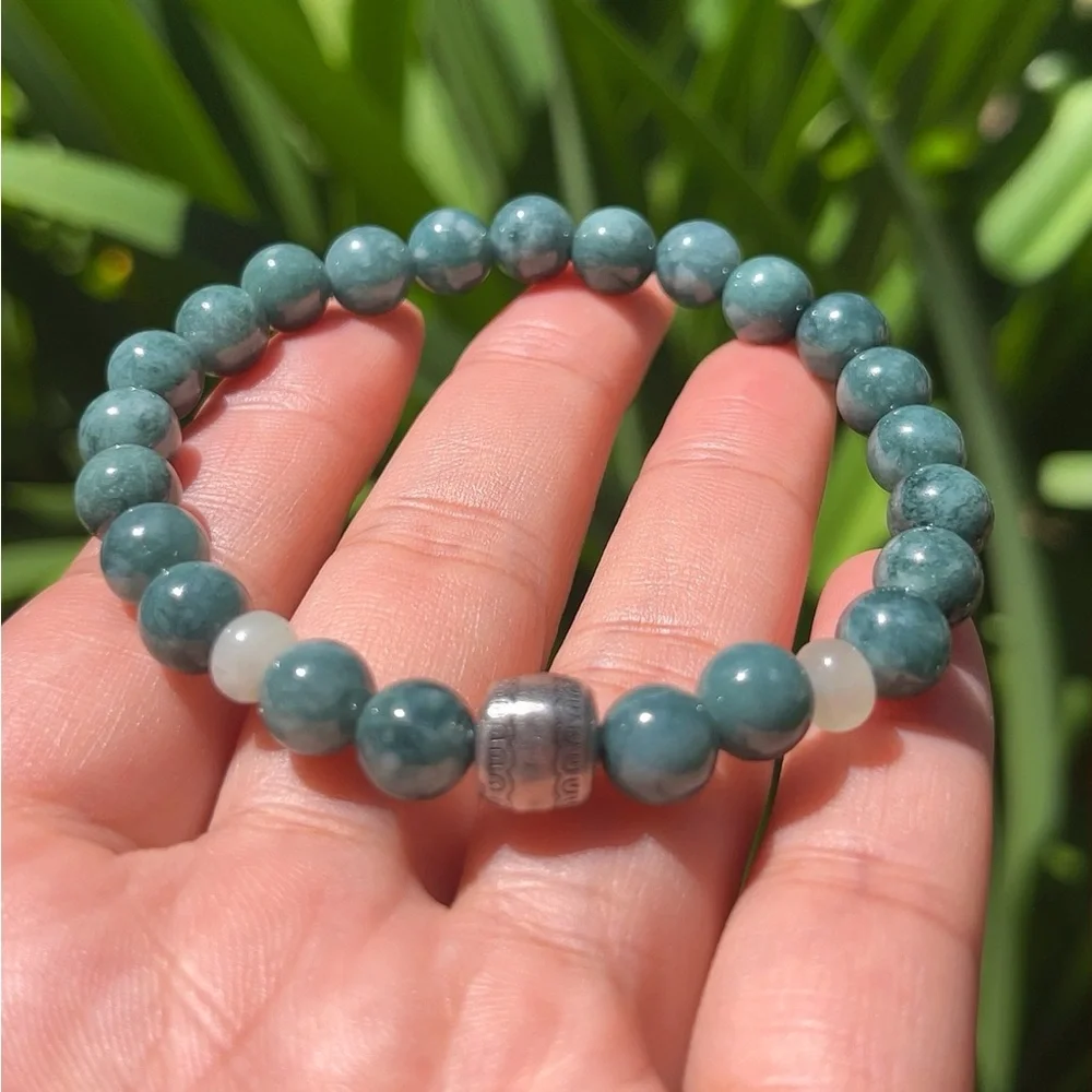 8mm stretchable blue water‎ jade bracelet